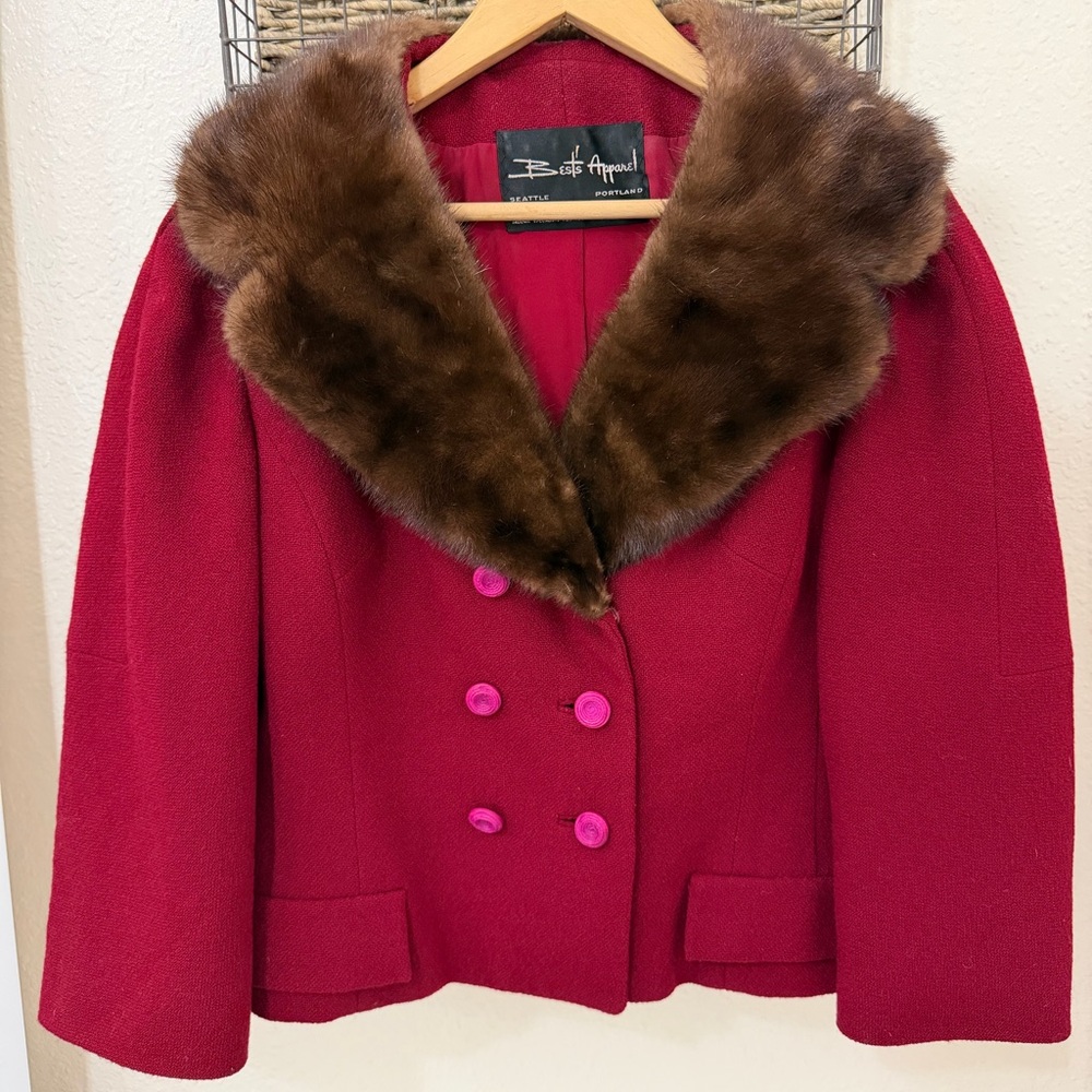 Rare Vintage red wool short fitted coat, fox fur collar, 1940s Bests Apparel